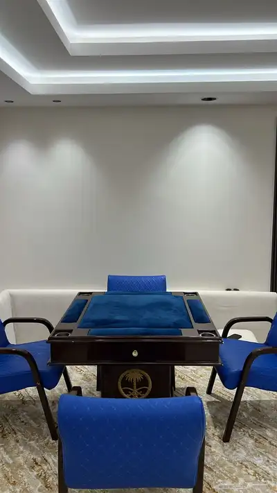 طاولة بلوت ملكية فاخرة 1