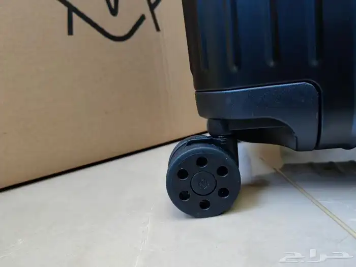 شنط ريموا ماستر 12