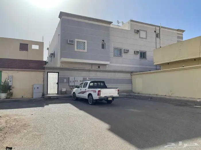 للبيع عمارة بالعزيزية 0
