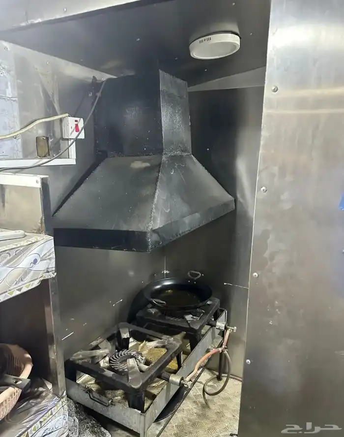 فود ترك بجميع أغراضه للإيجار 4