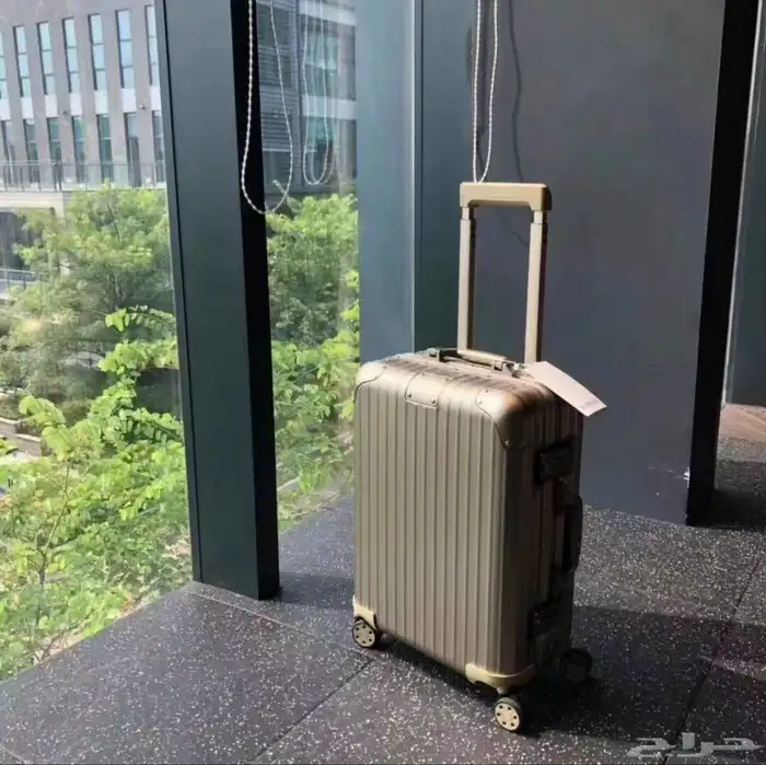 شنط ريموا ماستر 5