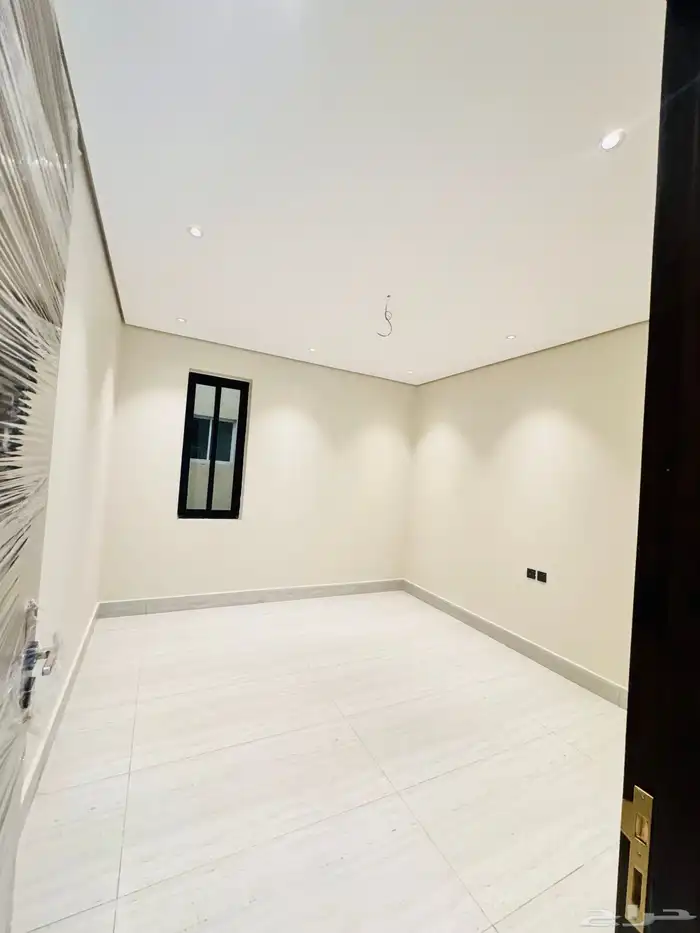فيلا روف للبيع تبوك حي اليرموك تشطيب VIP 27