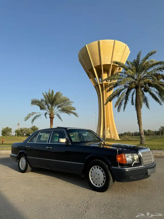 للبيع مرسيدس موديل 90 حجم 560 2