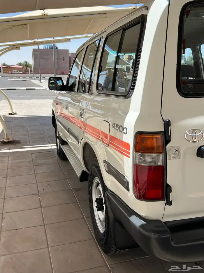لاندكروزر 96 جي اكس 3