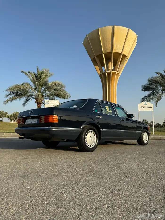 للبيع مرسيدس موديل 90 حجم 560 14