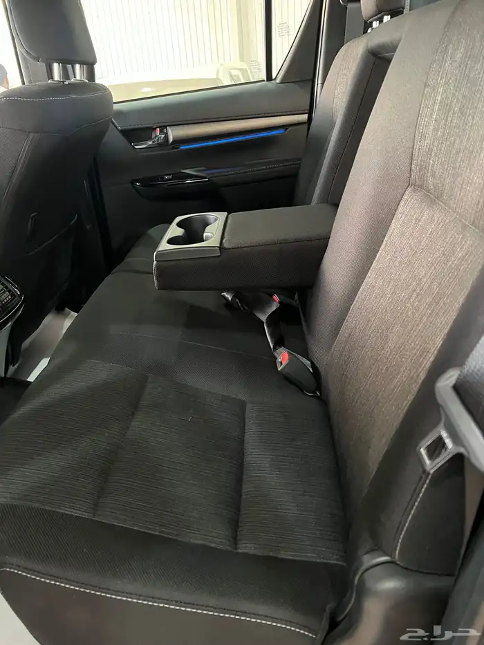 تويوتا هايلوكس غمارتين ادفنشر بنزين خليجي 2025 15