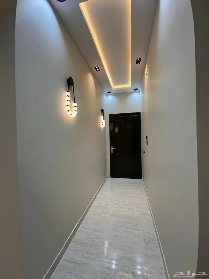 للتمليك دور ارضي بحوش جميع الخدمات موقعه وسعره مميز 580 الف 8