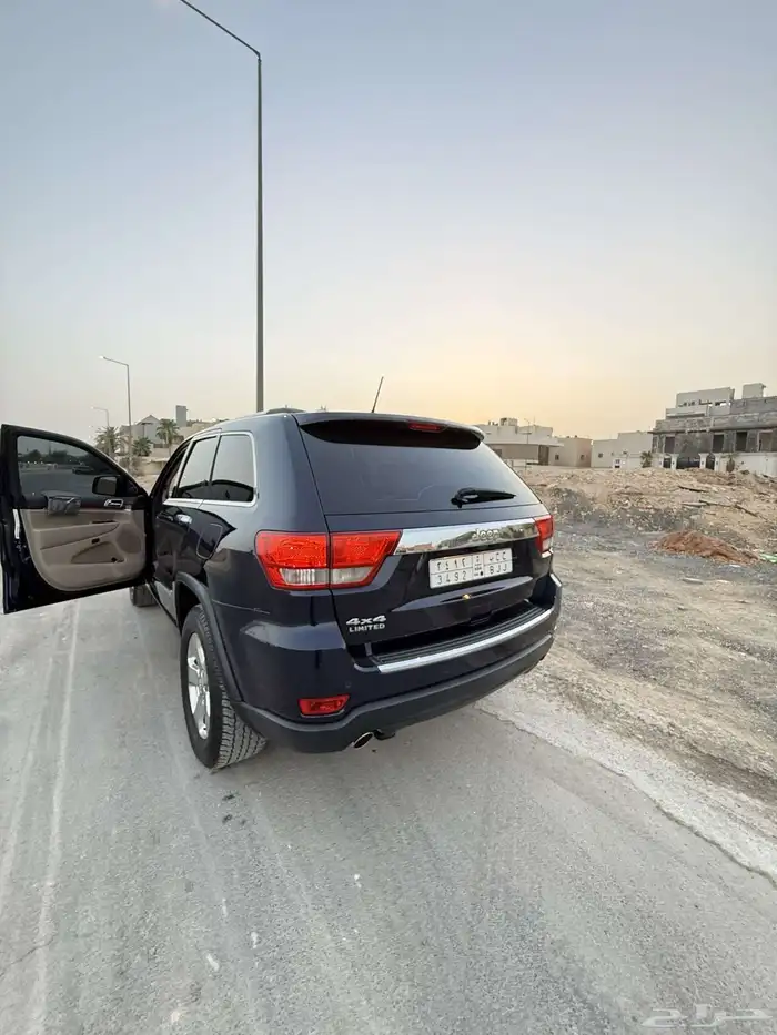 جراند شروكي للبيع السوم 33 والبيع قريب 1