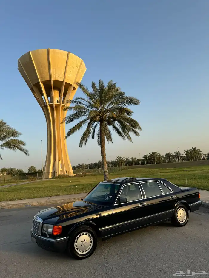 للبيع مرسيدس موديل 90 حجم 560 46