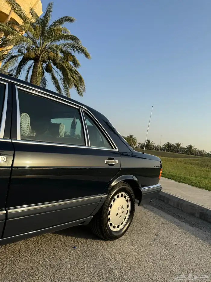 للبيع مرسيدس موديل 90 حجم 560 28