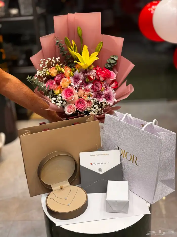 منسق هدايا _توصيل وتجهيز جميع انواع الهدايا 6