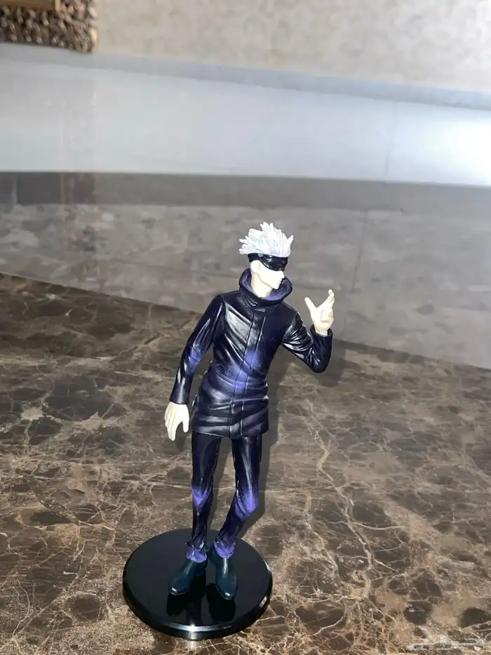 فيقر قوجو من انمي jujutsu kaisen 4