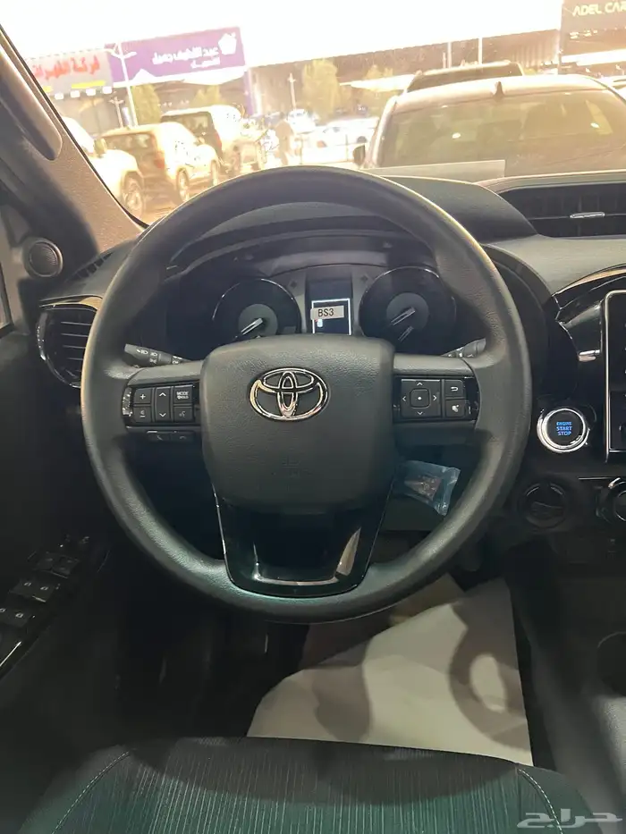 تويوتا هايلوكس غمارتين ادفنشر بنزين خليجي 2025 20