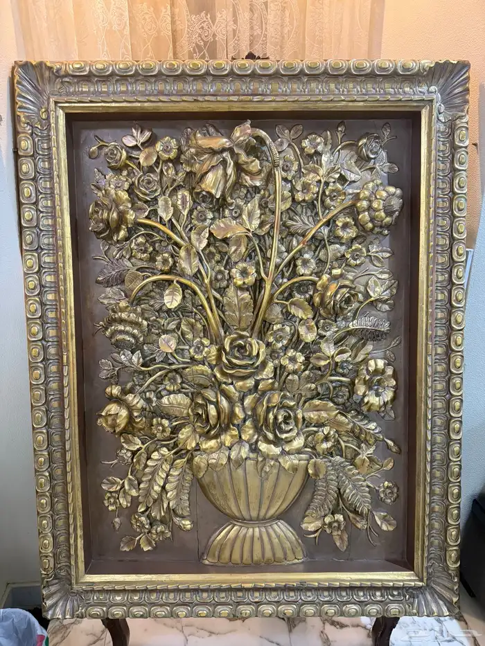 برواز انتيك محفر بورق 1