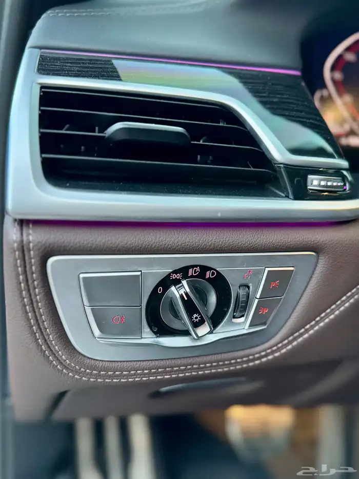بي ام دبليو الفئة السابعة BMW 7 series 14