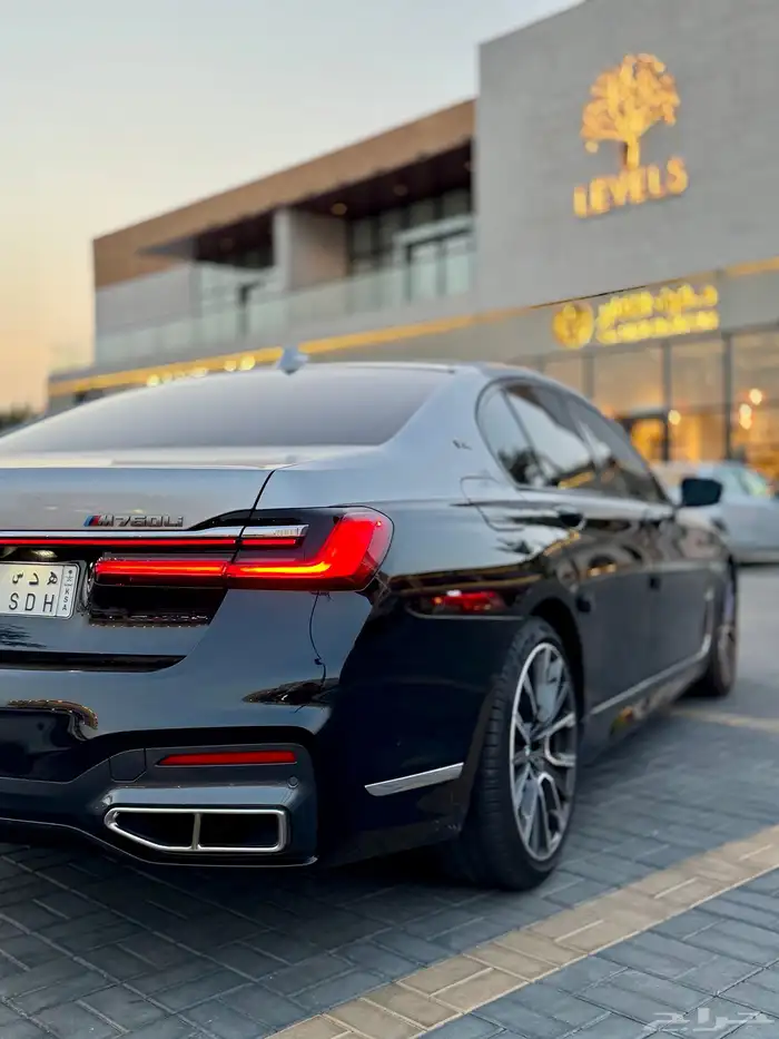 بي ام دبليو الفئة السابعة BMW 7 series 43