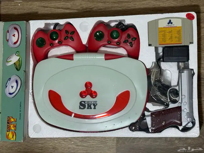 كمبيوتر تعليمي قديم ( مخزن ) 1