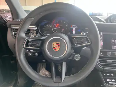 بورش ماكان 2023 9