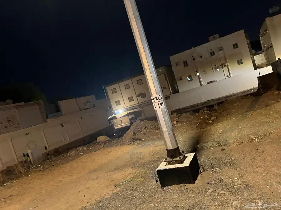 ارض للبيع في حي الز هرة 2