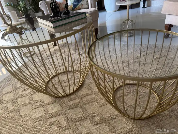 2 round tables good condition 0