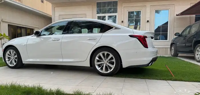 تم البيع كاديلاك CT5 2025 الشكل الجديد تم البيع 4