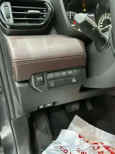 تويوتا اوربان كروزر فل كامل 2025 10