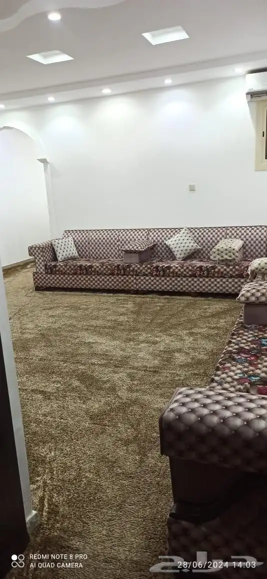 للايجار اليومي شقة مفروشة في الطائف حي جبرة 7غرف 4