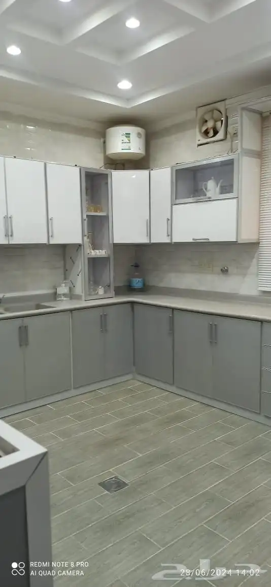 للايجار اليومي شقة مفروشة في الطائف حي جبرة 7غرف 11