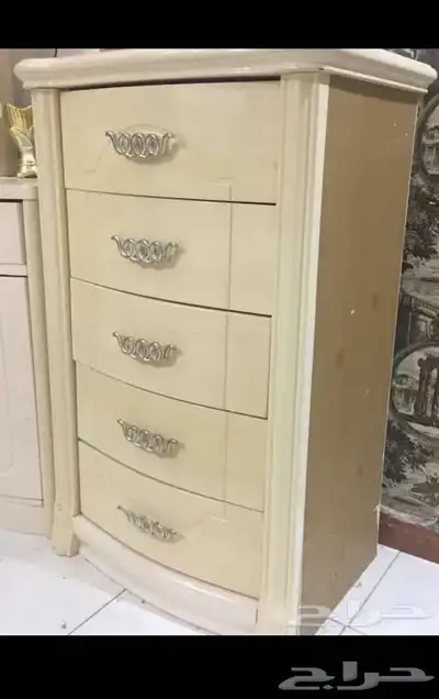 غرفة نوم شبه جديده ومكيف صحراوي بحقل 2