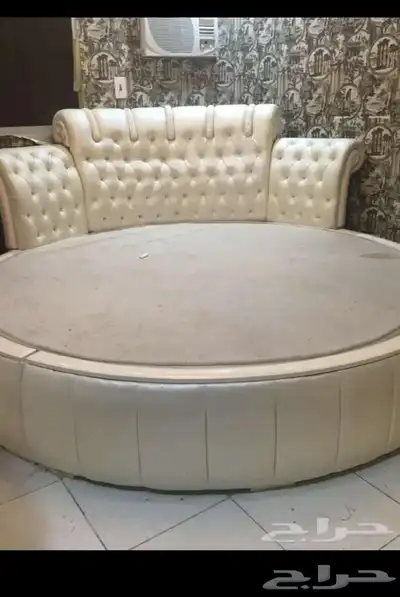غرفة نوم شبه جديده ومكيف صحراوي بحقل 0