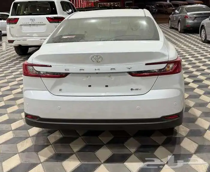 تويوتا كامري E هايبرد 2025 كاش واجار منتهي بتمليك 9