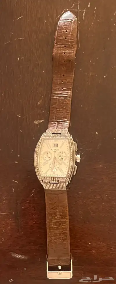 ساعة نسائيه فاخره 0