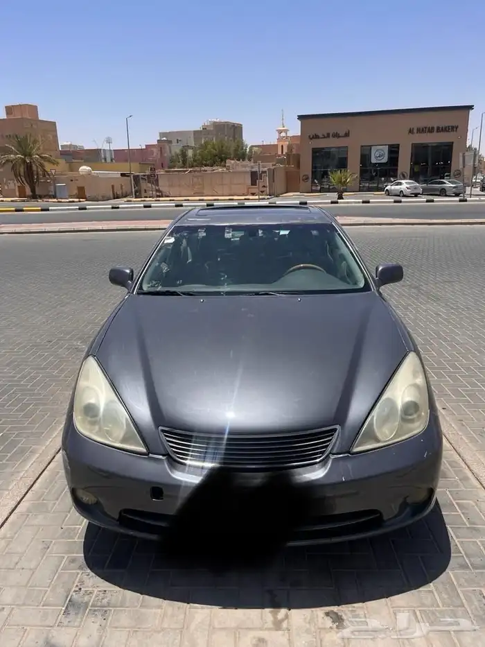 لكزس ES موديل 2005 لبيع تشليح العدد سيارتين 1