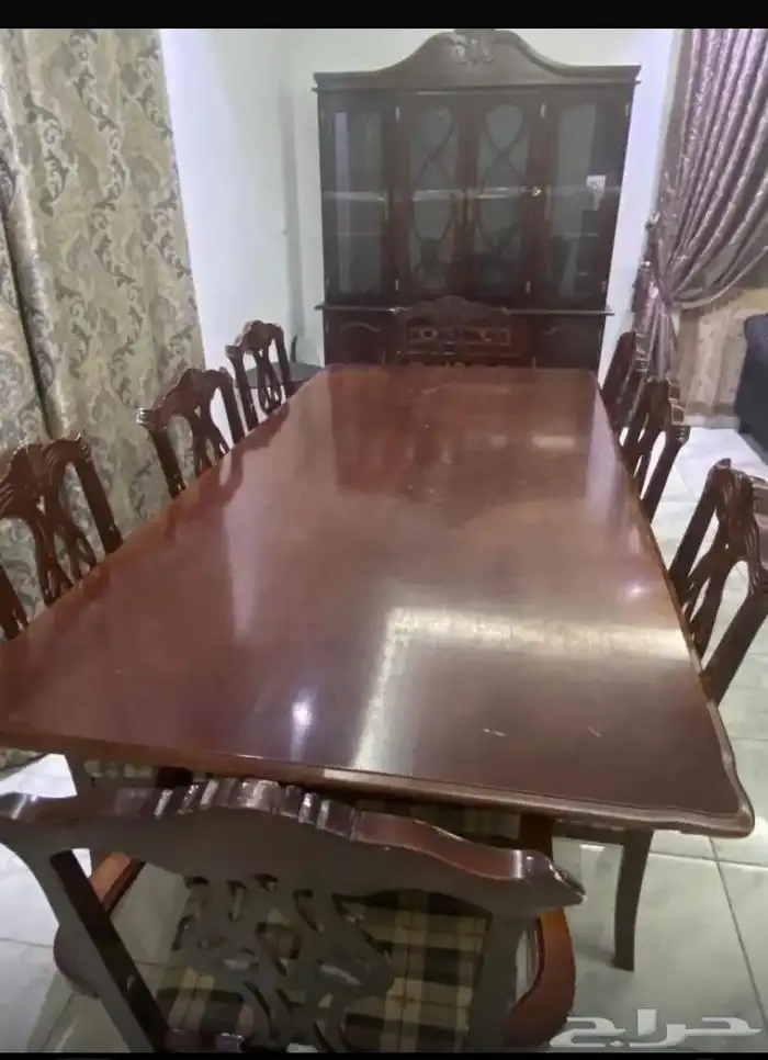 طاوله خشب ماليزي 8 كراسي   بوفيه . 0