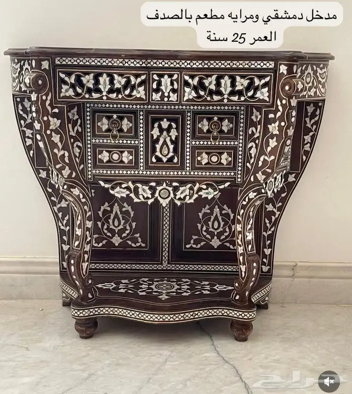 طاولات ومدخل دمشقي واوربي ومصري مطعم بالنحاس والصدف انتيك 19