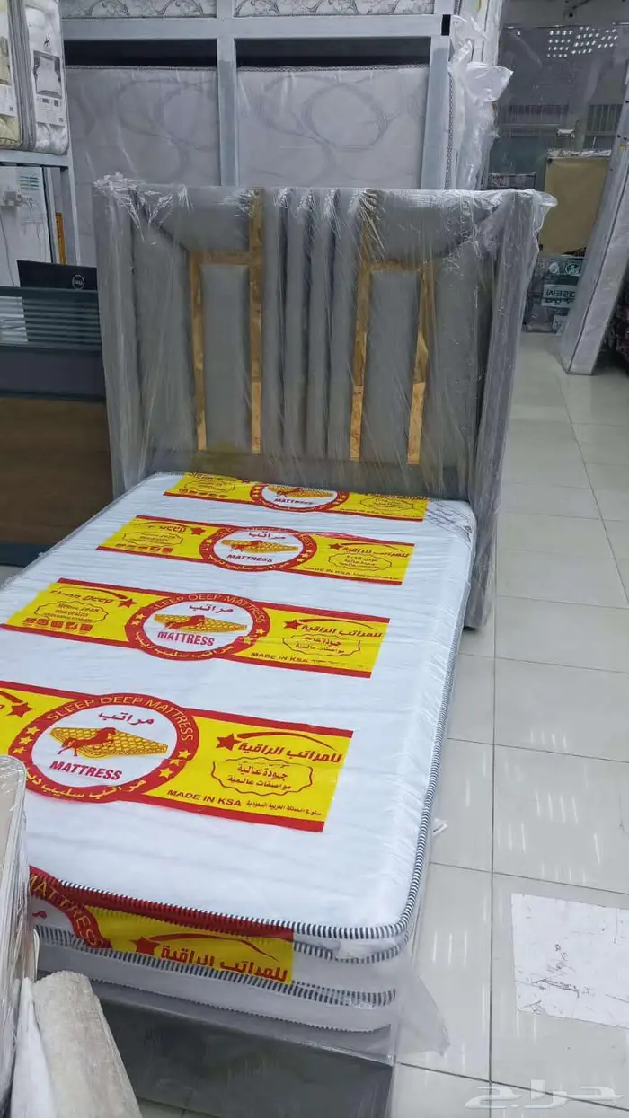 مرتبه سرير حديد وخشب بطانيات بسعر الجمله 18
