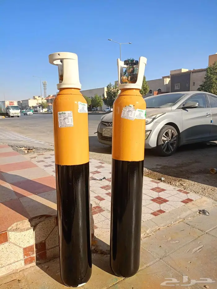 تعبئة غاز هيليوم وتبديل اسطوانات 10-20-40 لتر داخل الرياض 11