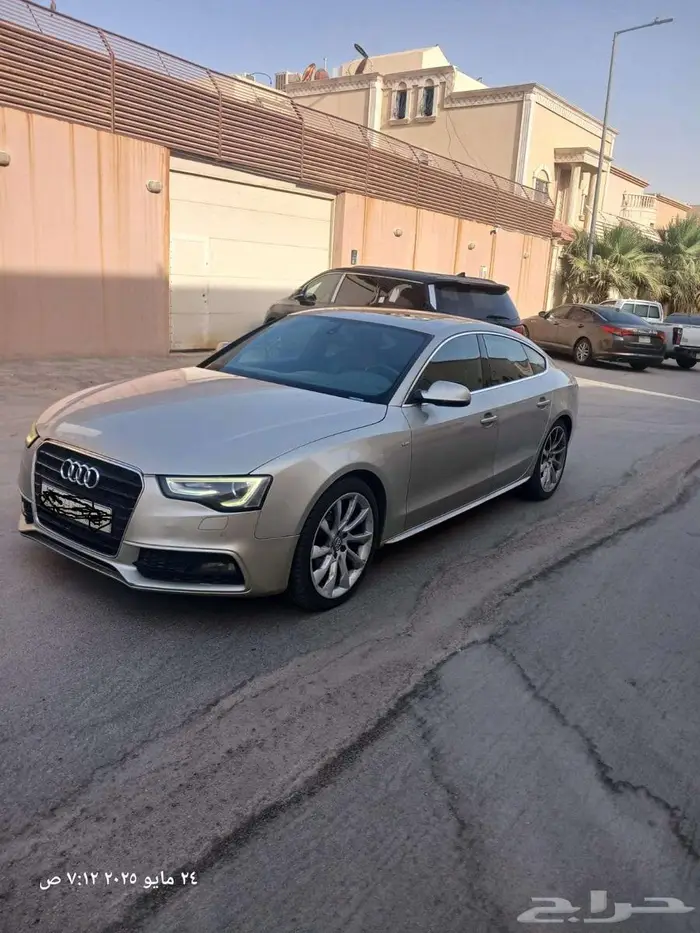 سيارة اودي 2015 0