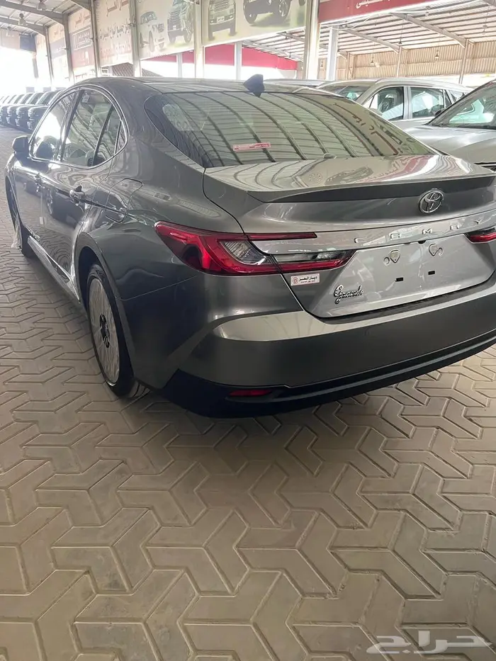 كامري جراندي 2025 لون اسود 1