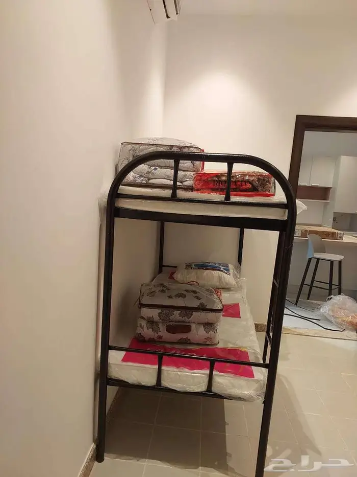 مرتبه سرير حديد وخشب بطانيات بسعر الجمله 8