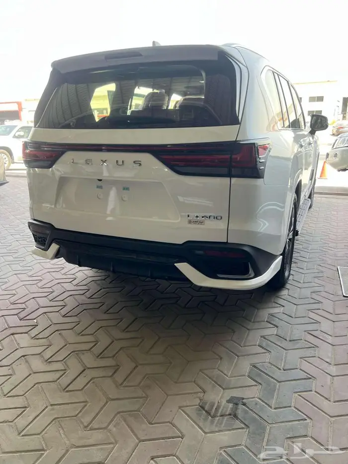 لكزس LX 600 F SPORT بحريني 2025 17