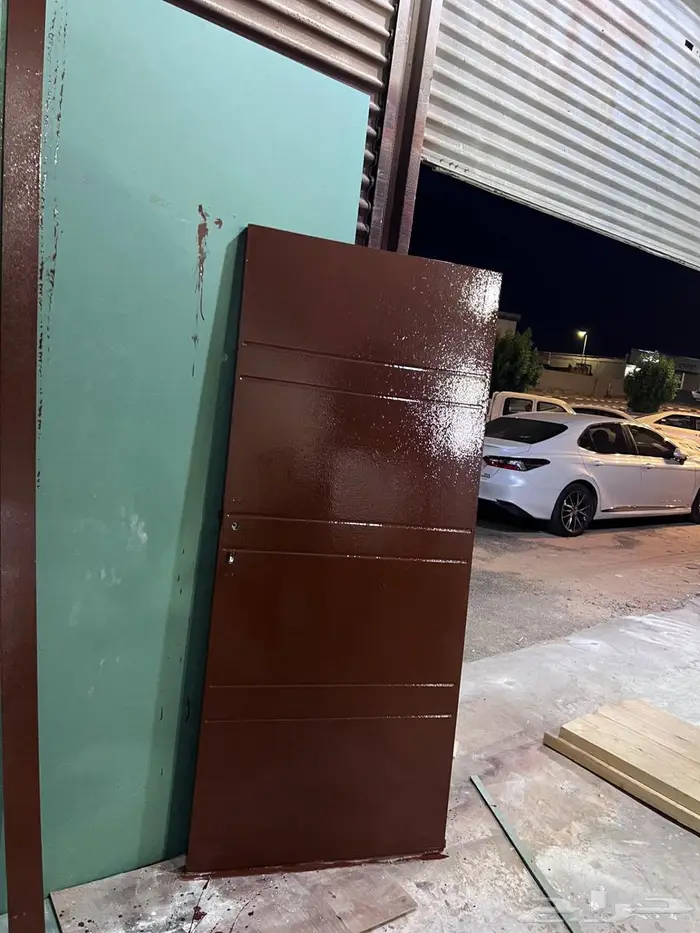 ابواب خشب حساب تبدا من240الي 600الباب كامل من اليوم الي الحج 12