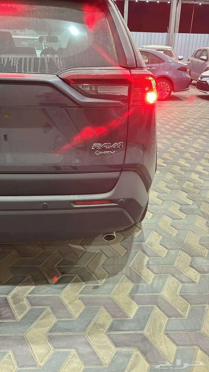 تويوتا راف فور استاندر 2.5 هايبرد 2025 3