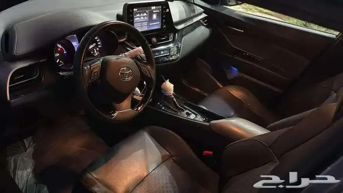 تويوتا C-HR هايبرد موديل 2020 ماشي 70800 سعودي 12