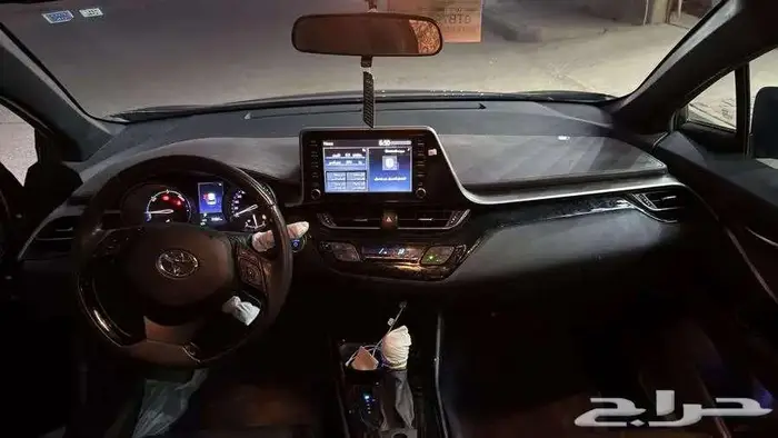 تويوتا C-HR هايبرد موديل 2020 ماشي 70800 سعودي 8