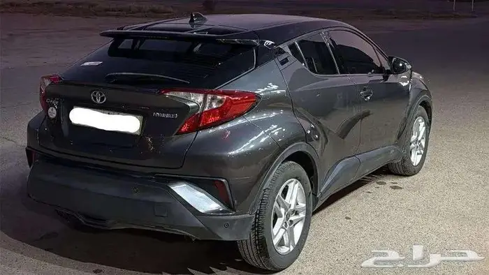 تويوتا C-HR هايبرد موديل 2020 ماشي 70800 سعودي 11