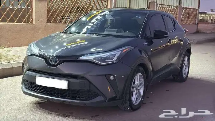 تويوتا C-HR هايبرد موديل 2020 ماشي 70800 سعودي 4