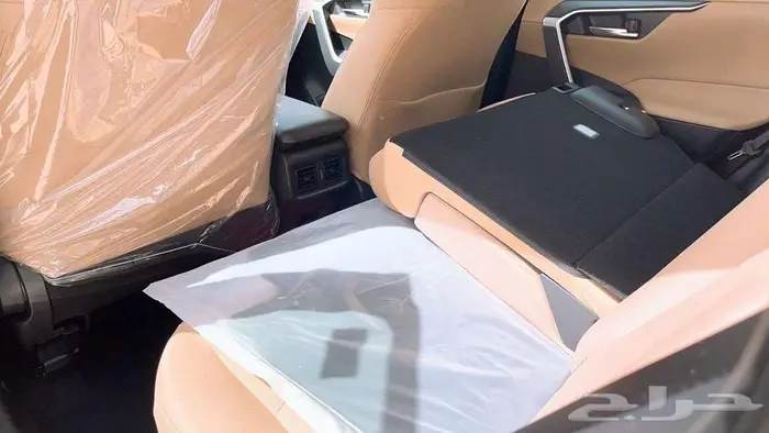 راف فور فتحه XLE هايبرد 2025 6