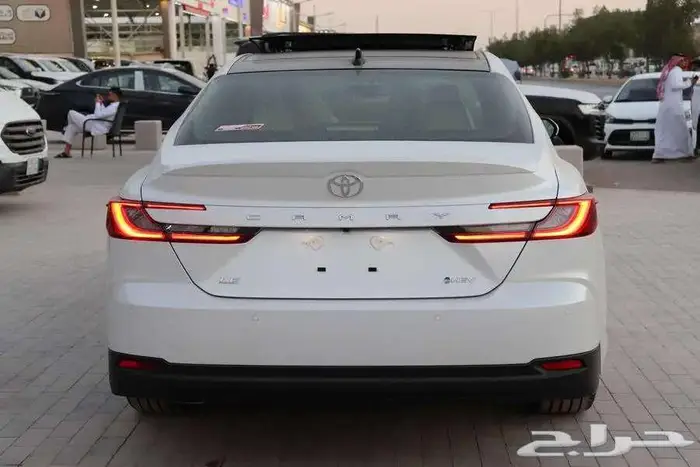 كامري le هايبرد 18