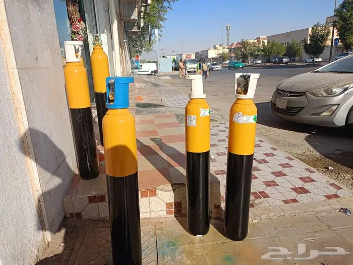 تعبئة غاز هيليوم وتبديل اسطوانات 10-20-40 لتر داخل الرياض 5
